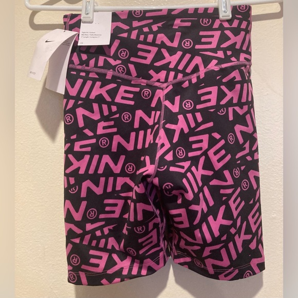 New Nike Women’s Training Dri Fit Tight Fit Shorts - Picture 5 of 6